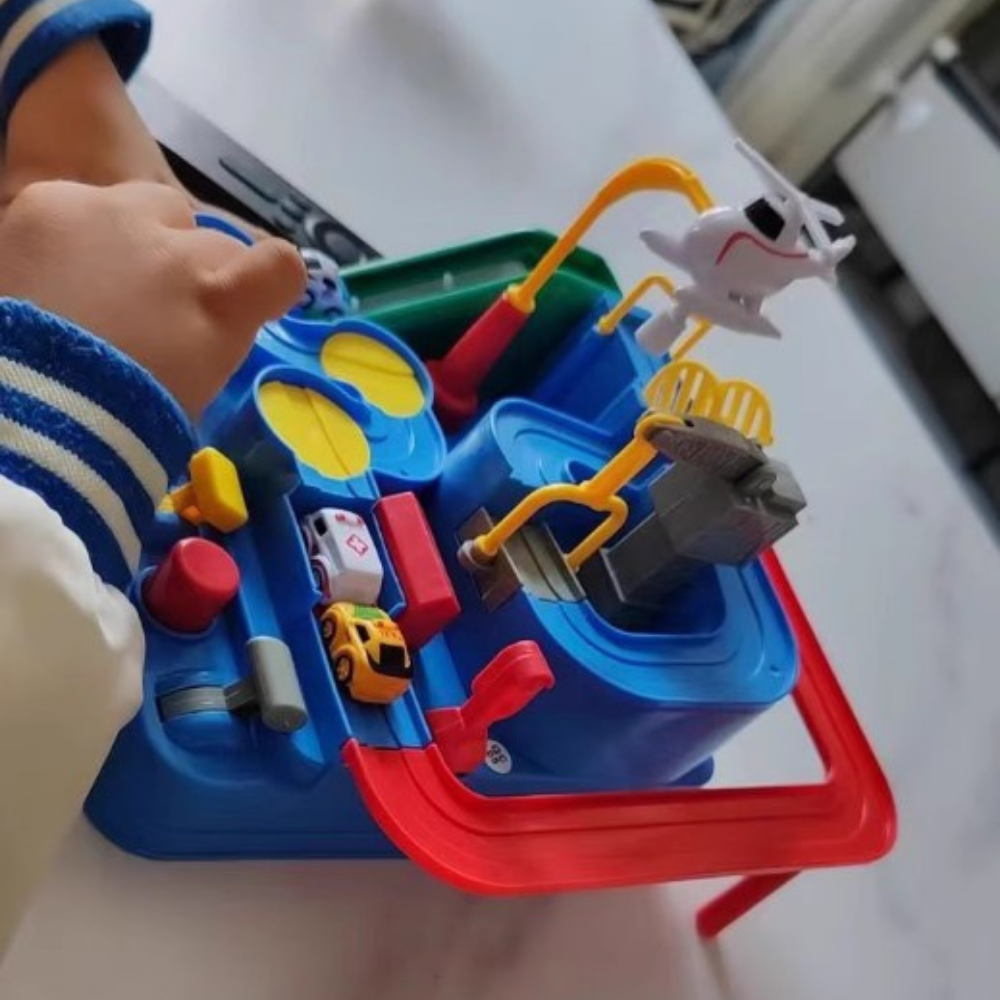 ערכת ההרפתקה העירונית - משחק מכוניות אינטראקטיבי