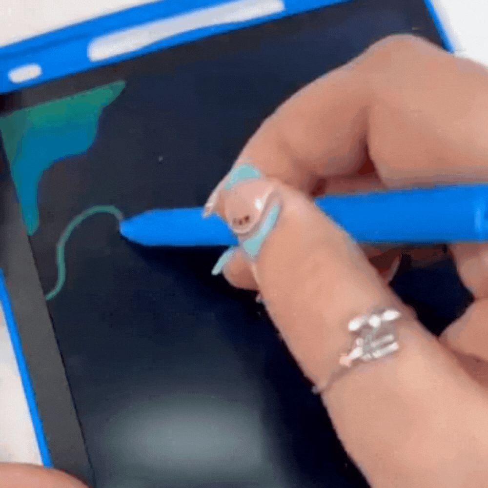 טאבלט LCD לציור ללא בלגן.gif__PID:d47b0e63-dfe3-4444-91a7-2b84a7ef9f99