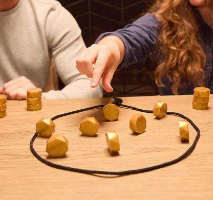 משחק המגנטים שכבש את הרשת